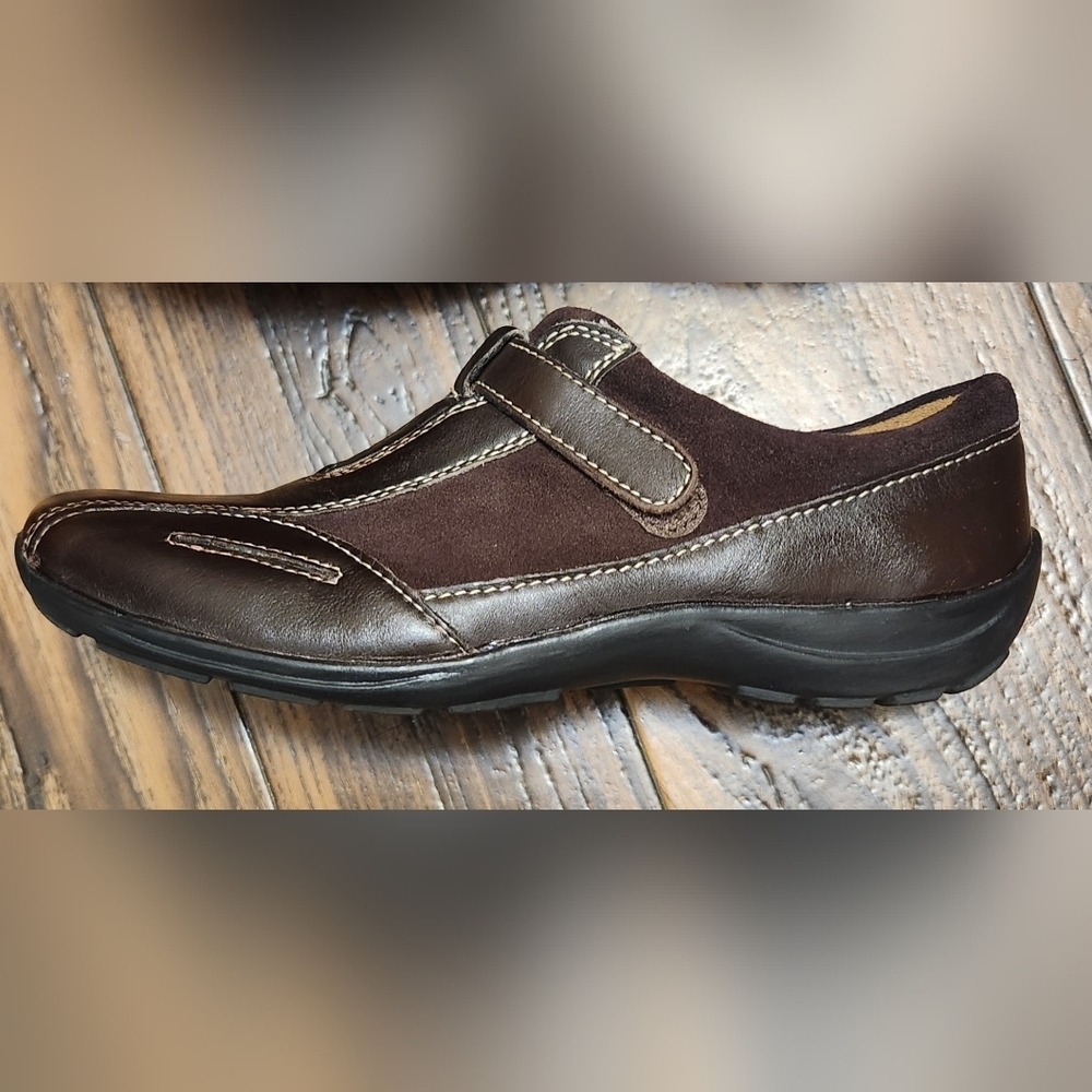 Naturalizer Dark Brown Leather Loafers Slip Ons Sz 6 1/2 - Picture 3 of 15